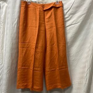 Vintage David n Linen blend pumpkin colored capris with lining & side zipper